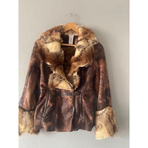 Cache Faux Fur Jacket - Picture 3 of 7